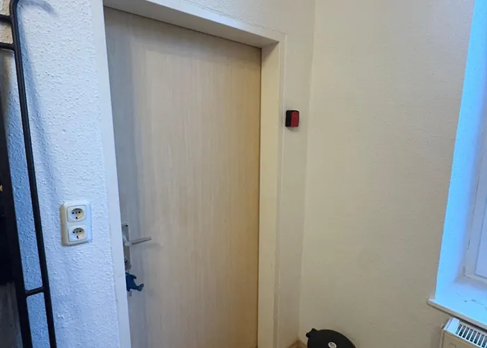 Beenie 20 Bed and Breakfast Λιντς